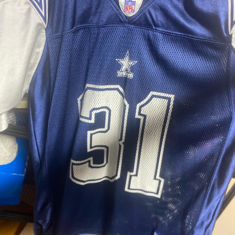 R Williams Number 31 Cowboys jersey